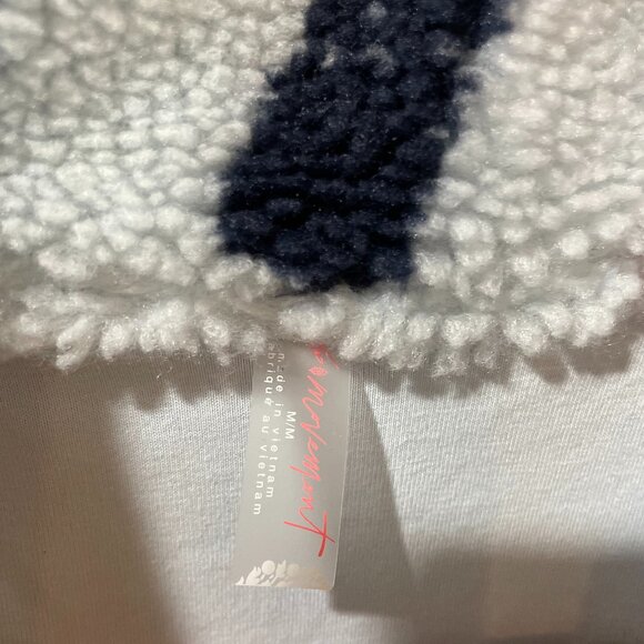 NWT Free People Hit The Slopes Printed Pullover Women’s Stand Out Never Still M - Picture 9 of 10